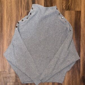 Tahari Gray Button-Detail Women's mock neck Sweater. Size Large